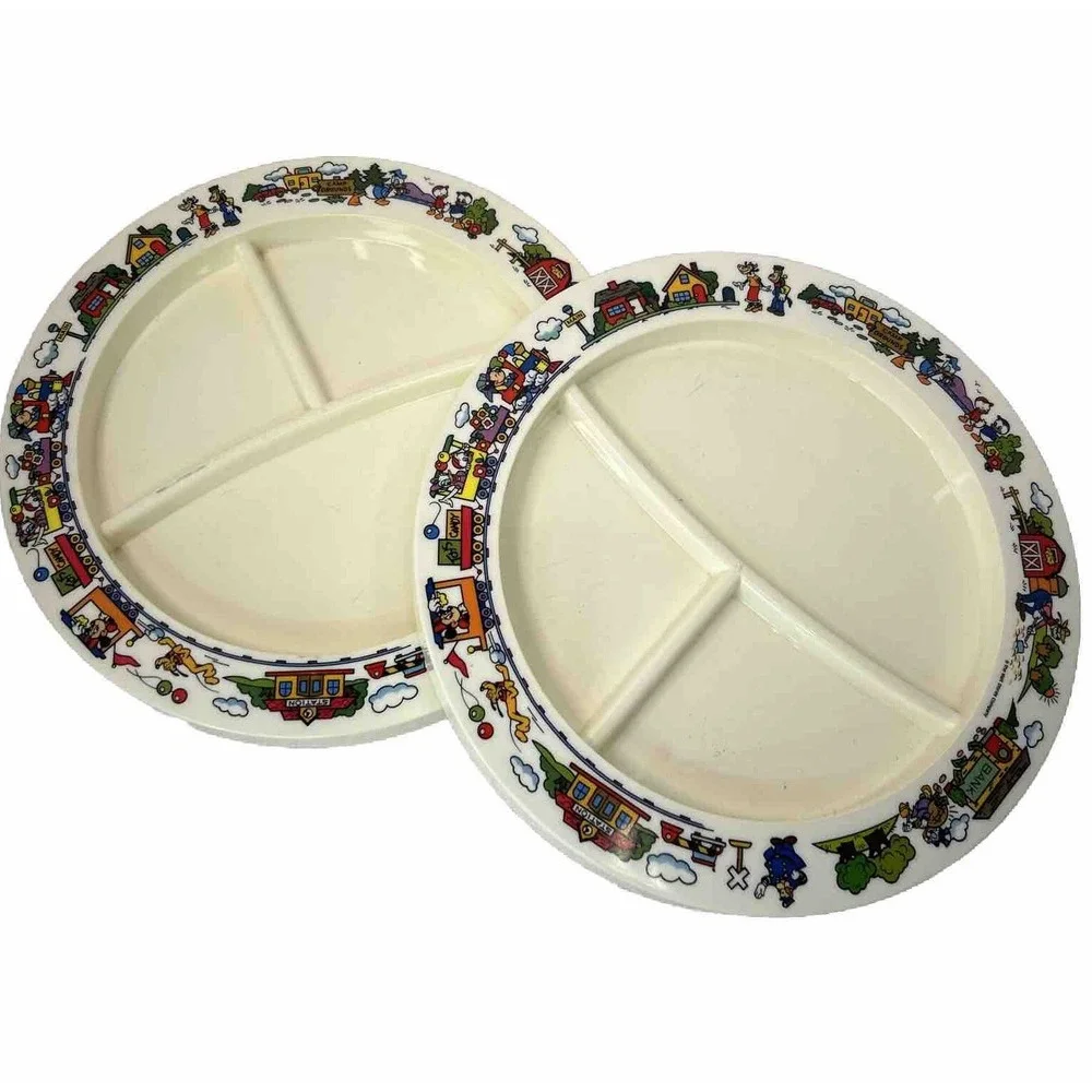 Vintage Superseal Walt Disney Plastic Children's Dinnerwear Kitchen Plate
